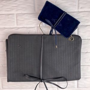 OSCAR DE LA RENTA BUNDLE COSMETIC ACCESSORIES JEWELRY TRAVEL BAG HANGER